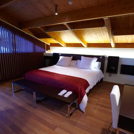 Eguren Ugarte Hotel *