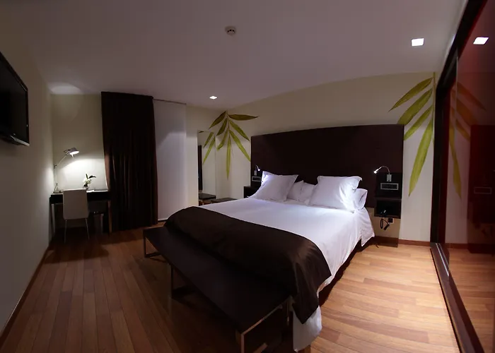 Eguren Ugarte * La Guardia