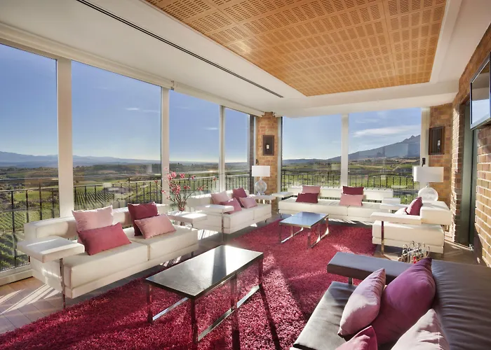 Eguren Ugarte Hotel *